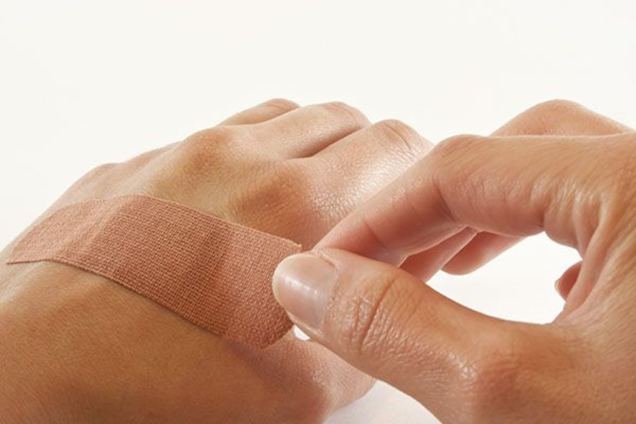 perhatikan lokasi luka