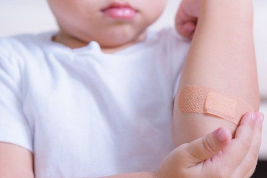 lindungi luka ringan dengan plesterin untuk penyembuhan yang lebih nyaman